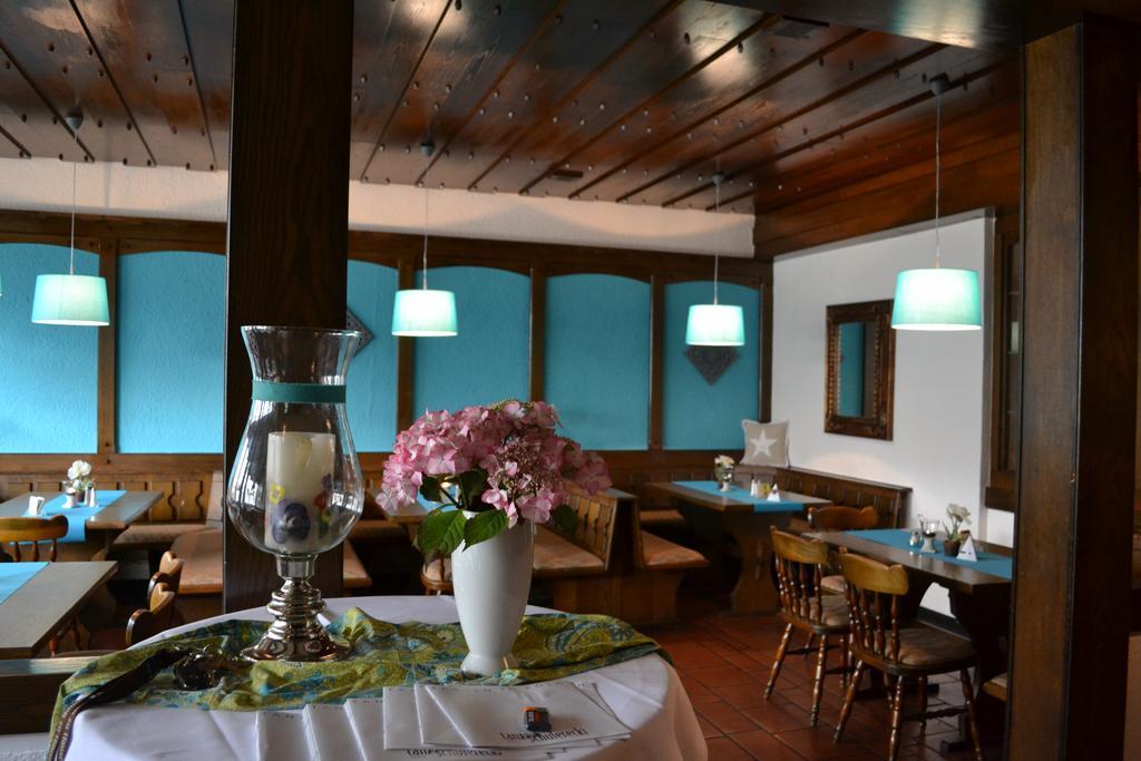 Hotel Garni Zum Dorfbrunnen Bornheim  Zewnętrze zdjęcie