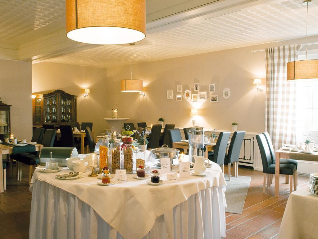 Hotel Garni Zum Dorfbrunnen Bornheim  Zewnętrze zdjęcie