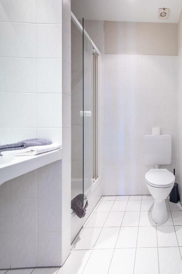 Hotel Garni Zum Dorfbrunnen Bornheim  Zewnętrze zdjęcie